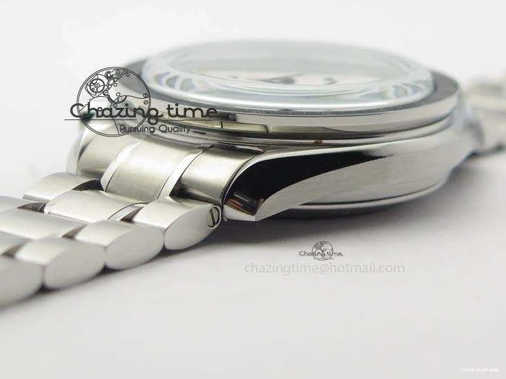 0429 Efficient Speedmaster JHF SS Snoopy Award 45th Anniversary White dial On SS Bracelet 8239